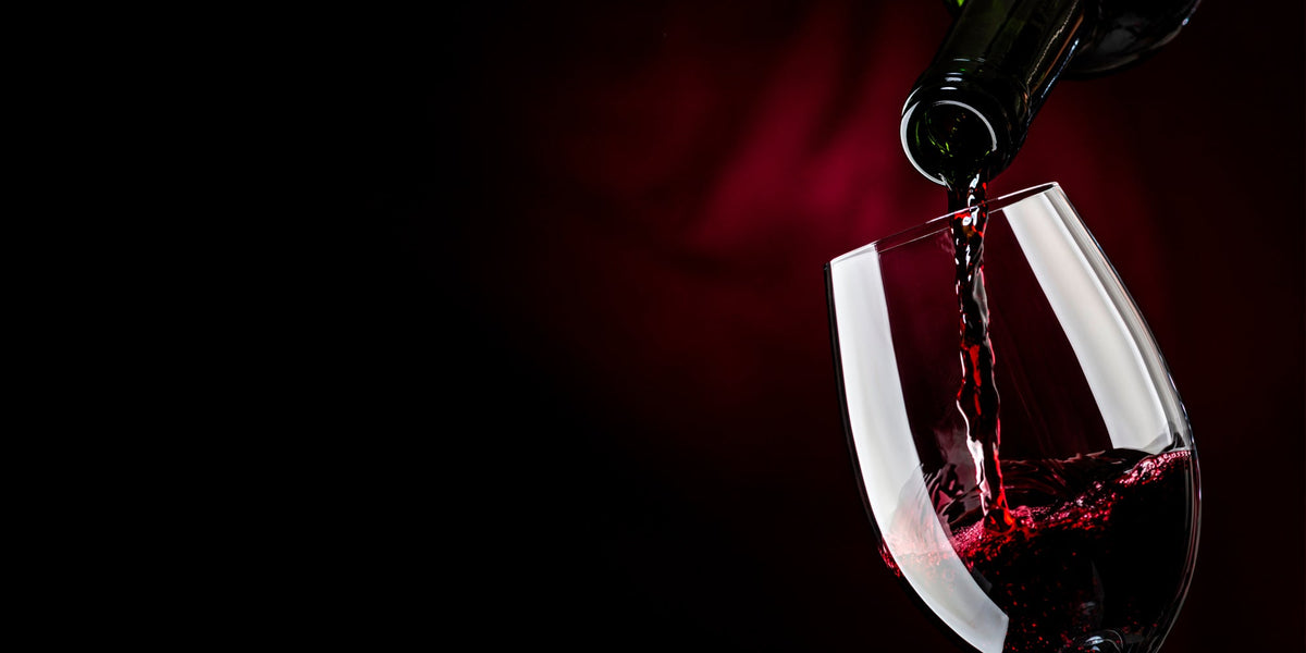 Guía para el Consumidor Moderno: 6 Mitos y Verdades que Cambiarán tu Forma de Beber Vino